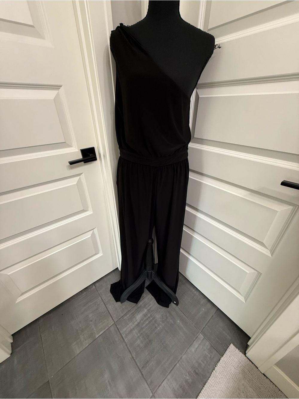 Kaileigh Black Asymmetric One-Shoulder Jumpsuit